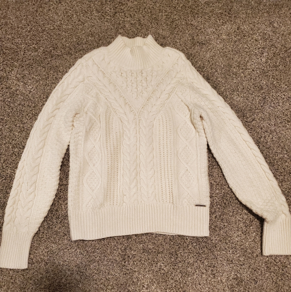 Abercrombie & Fitch turtleneck sweater